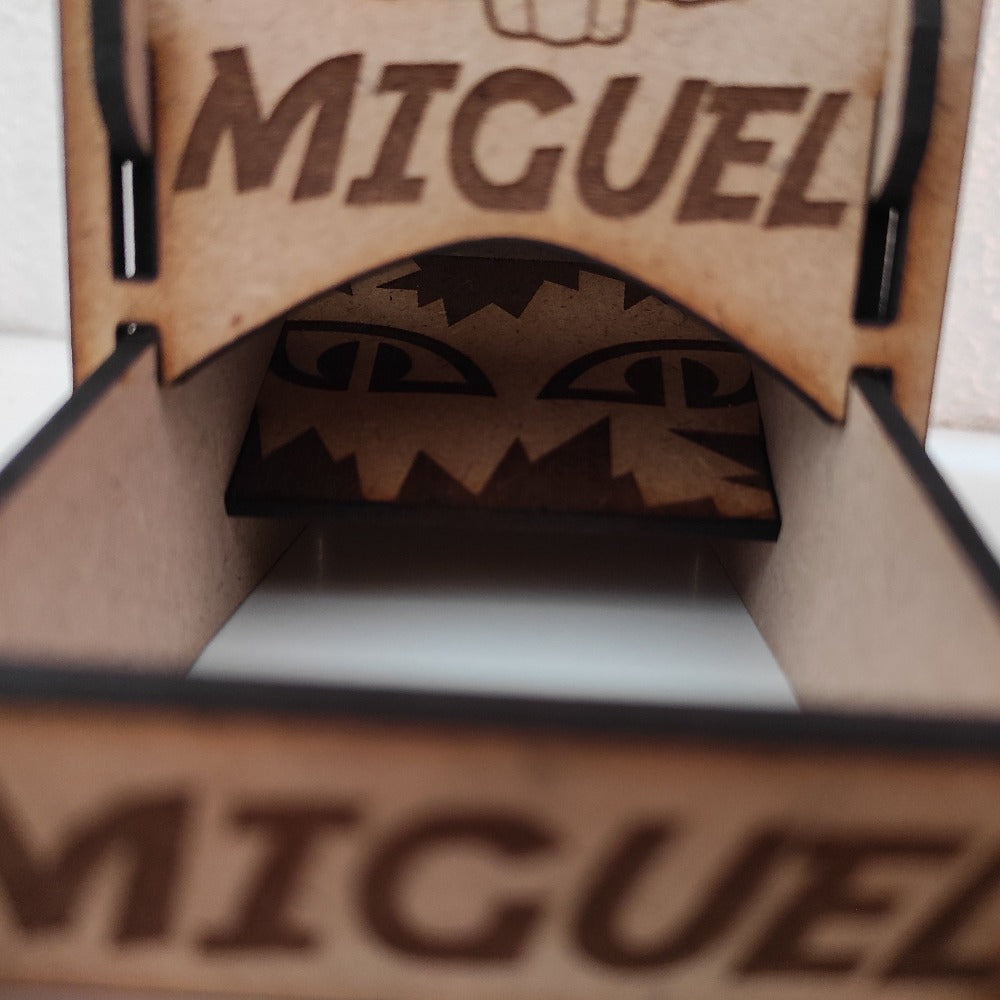 Torre de dados personalizada detalle abajo