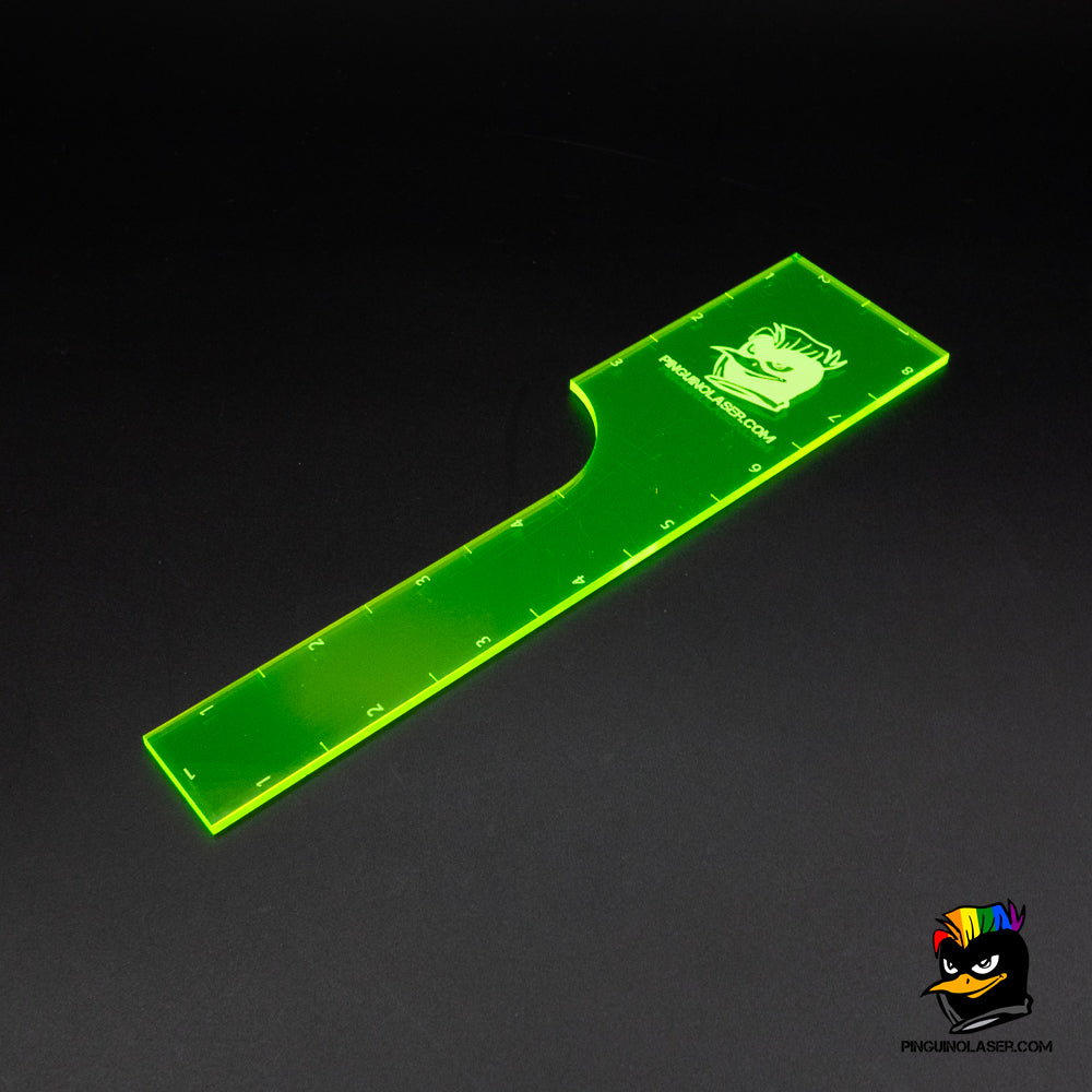 Regla multifunción 8"