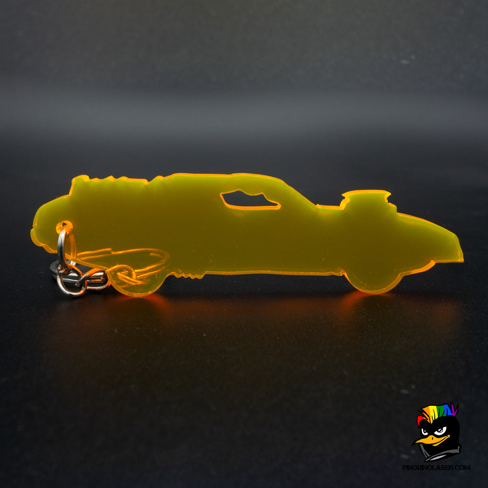 Foto llavero de escala para coches en metacrilato.