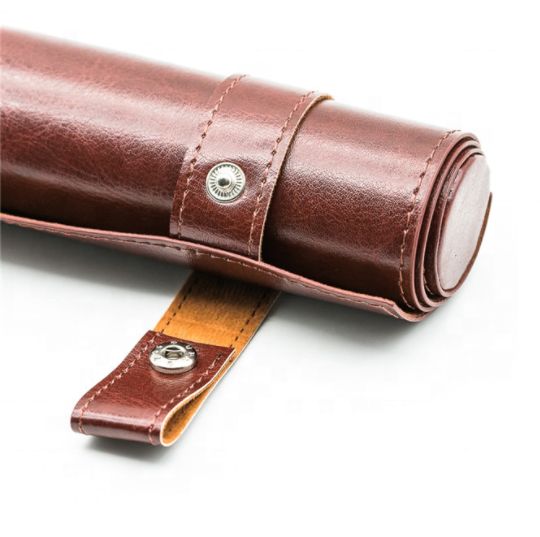 Detalle del cierre de la Bandeja dados enrollada roll