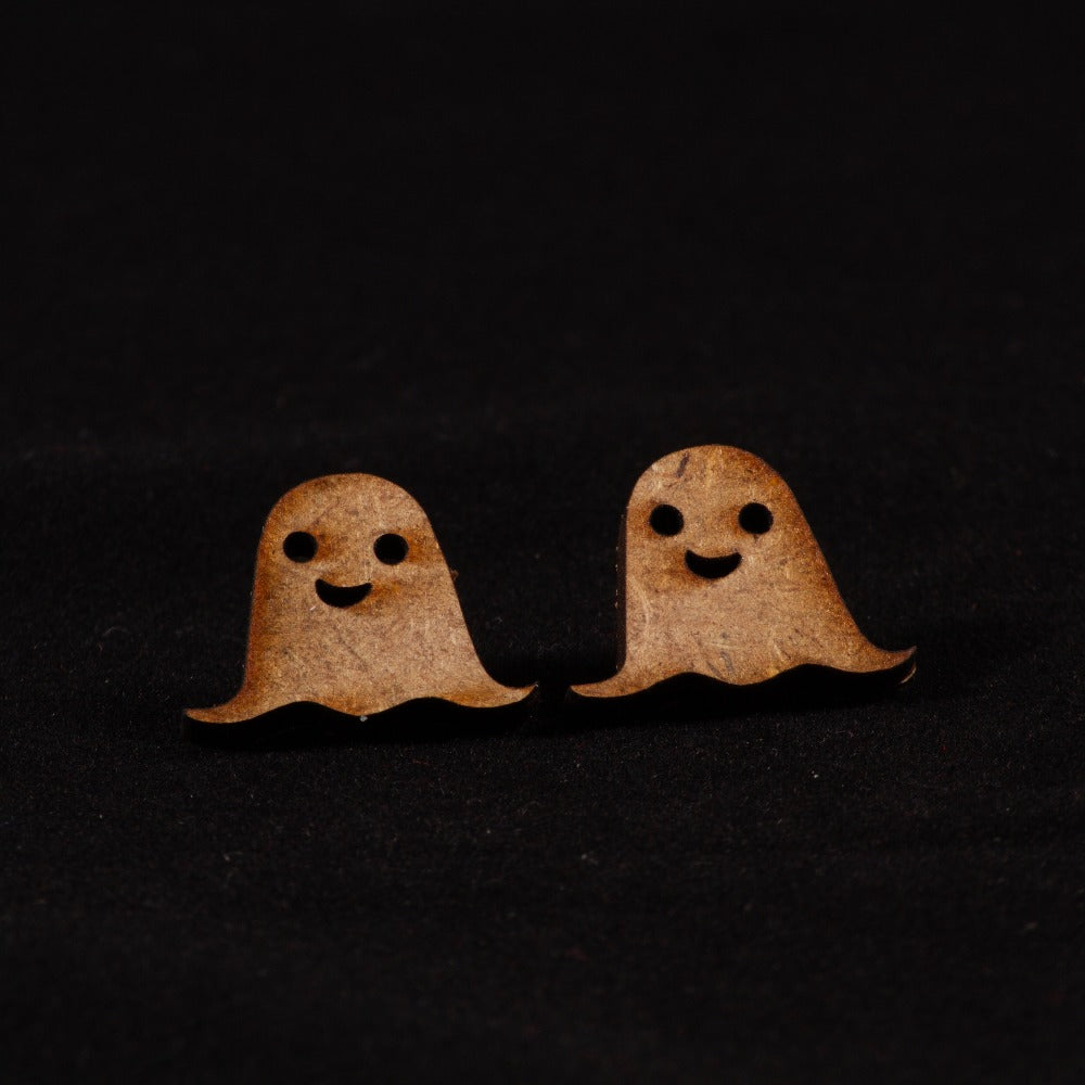 Pendientes fantasmas en madera