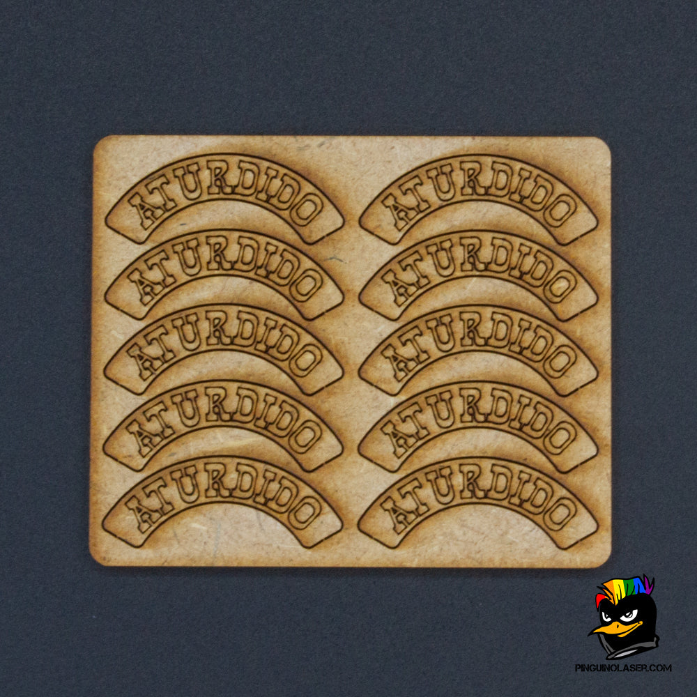 Placa de madera DM con 10 marcadores de "aturdido" con grabado láser. Los marcadores se adaptan a la circunferencia de la peana